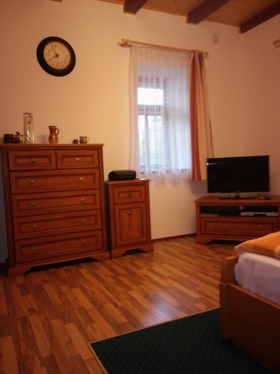 Tip-Top Lak Vendeghaz Szilvasvarad Exterior photo